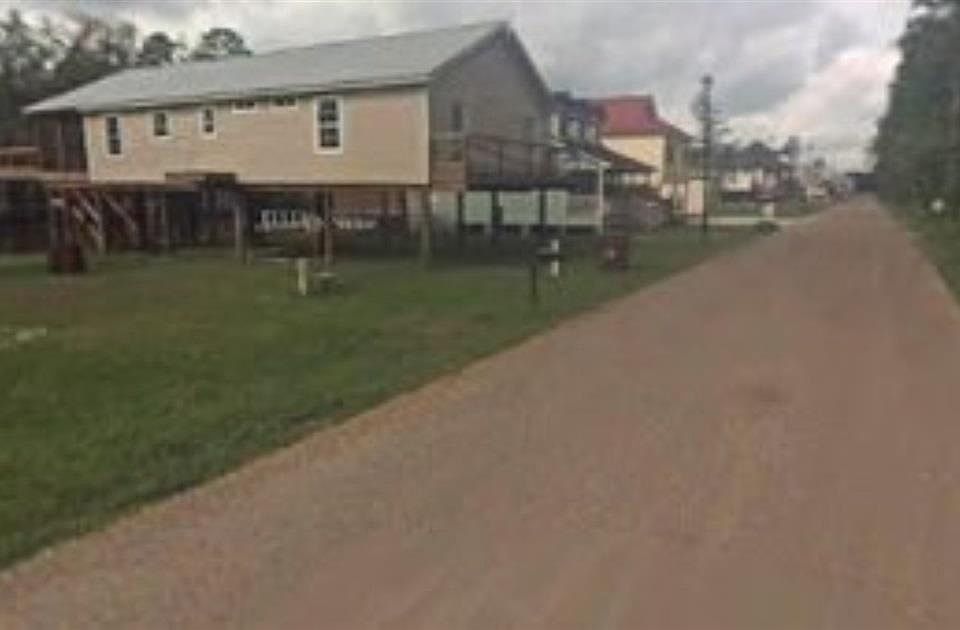 1st image of 22834 Chene Blanc Ln