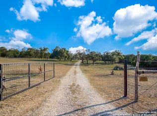 155 Betty Dr, Bandera, TX 78003