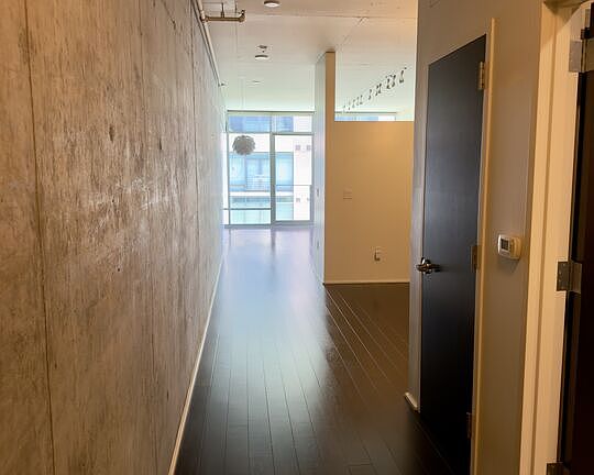 2nd image of 1100 S Hope St APT 907