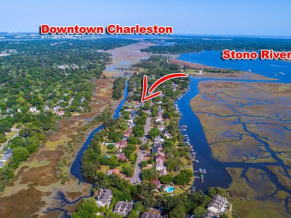 Aerial View of Capri Isle