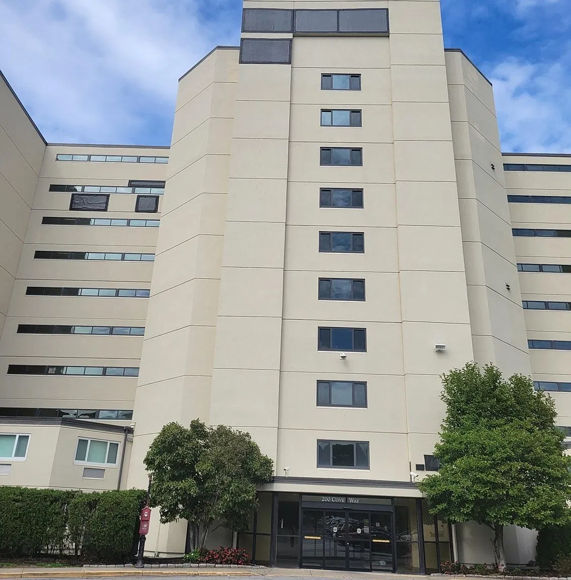 1 bed, 1.0 bath, 776 sqft, $2,200 — Photo 1