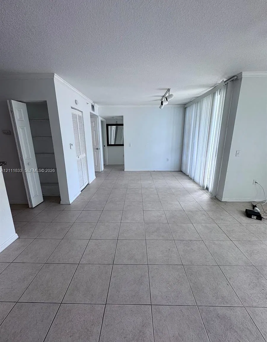 Villa Del Sol Condo — Photo 4
