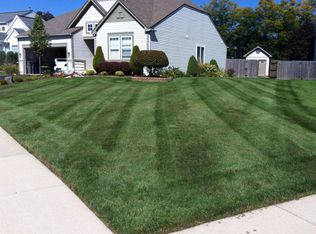 1025 Willow Bay, Elgin, IL 60123