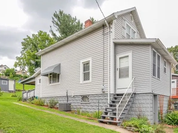 423 Spring St, Richeyville, PA 15358