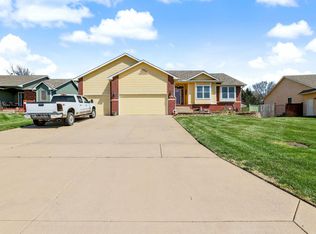 1930 E Lakeland Dr, El Dorado, KS 67042