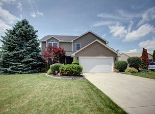 2812 Innisbrook Dr, Findlay, OH 45840