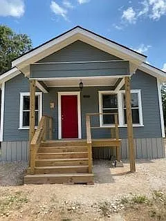 2 bed, 1.0 bath, 768 sqft, $1,250 — Photo 1