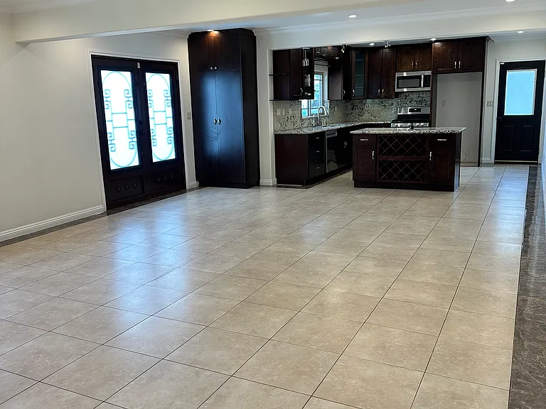 10635 Langmuir Ave — Photo 16