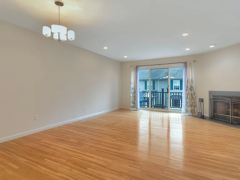 124 Panorama Dr #124 — Photo 8