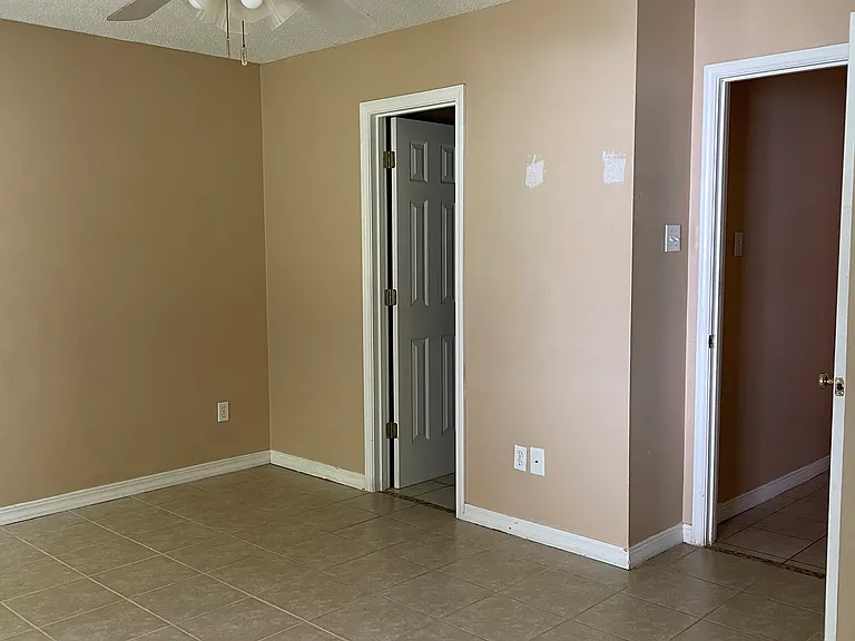 904 Spring Ave — Photo 9