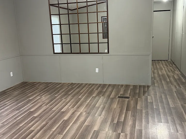 9801 Elderberry Trl — Photo 18