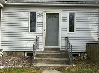 12B James Ave #B, Quaker Hill, CT 06375