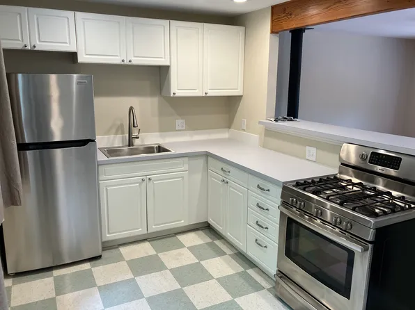 26303 SE 424th St #26303, Enumclaw, WA 98022