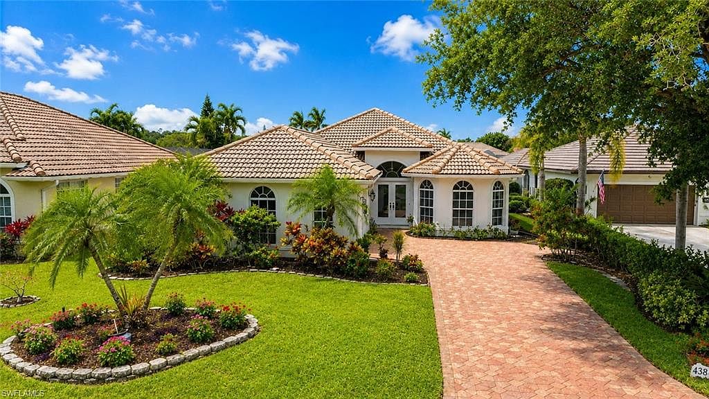 4388 Pomarine CT, Naples, FL 34119 | MLS #226020142 | Zillow