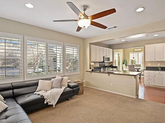 5th image of 10287 Spruce Woodlands Way