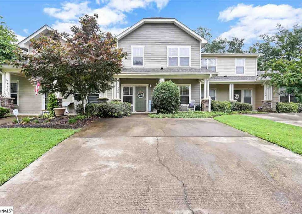 1st image of 328 Shallow Dr
