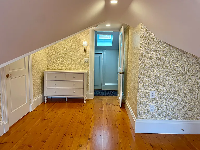 24 Chestnut St #2 — Photo 66