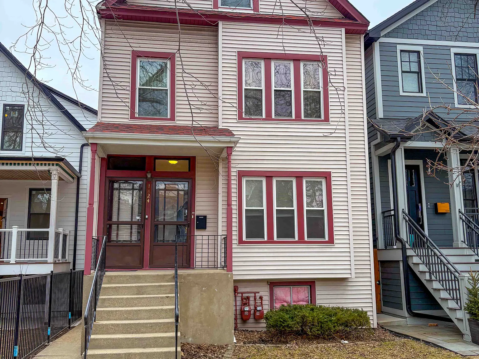 2 bed, 1000 sqft, $2,600 — Photo 1