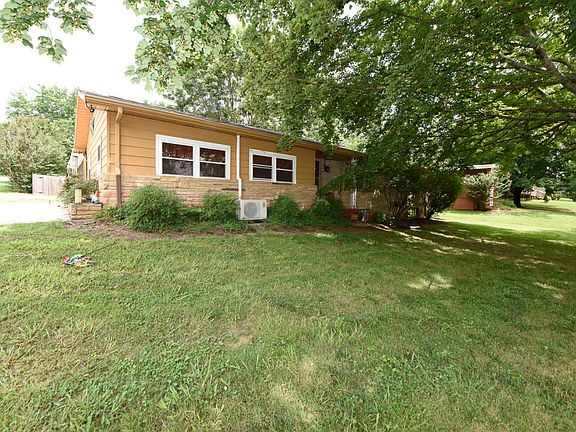 5th image of 1617 Leconte Dr