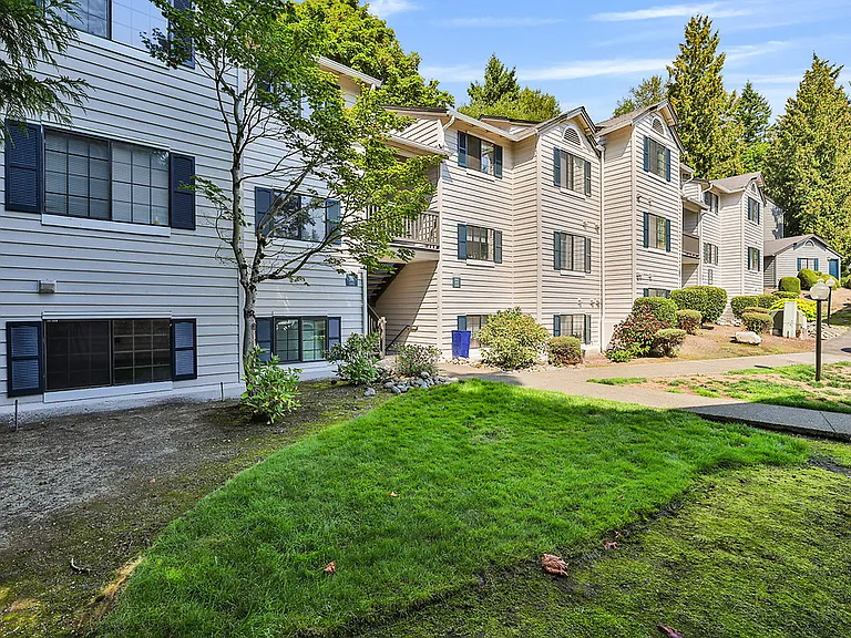 Emerald Ridge — Photo 38