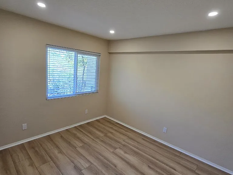 7169 Castle Peak Dr — Photo 28