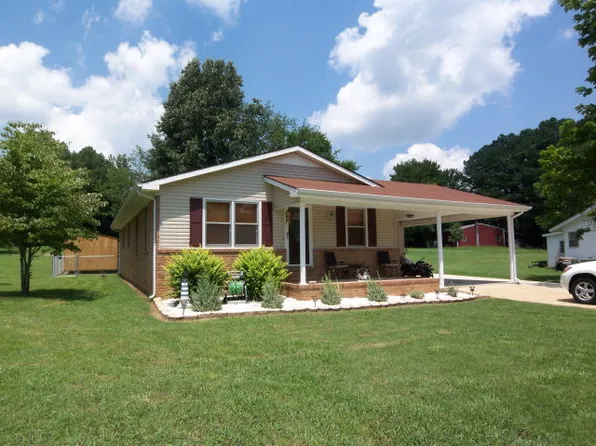 102 Brooks St, Paris, TN 38242