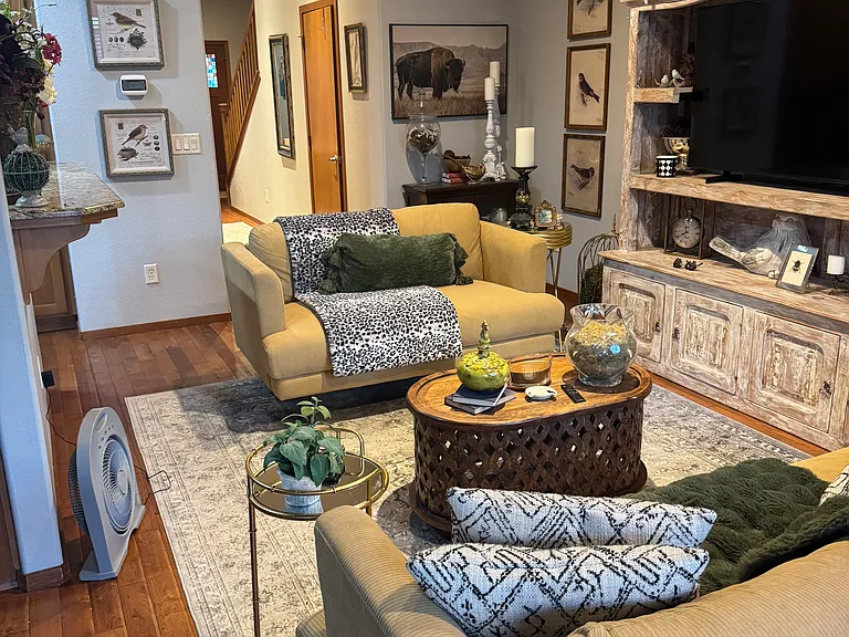 3126 Alameda St #211 — Photo 9