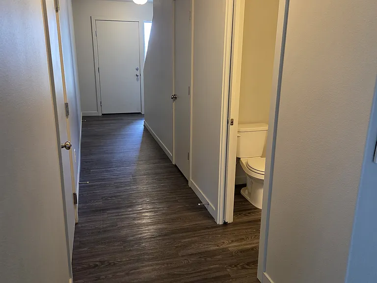 213 Merrick Ave — Photo 7