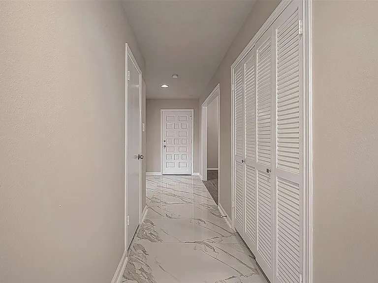 10811 Villa Lea Ln — Photo 4
