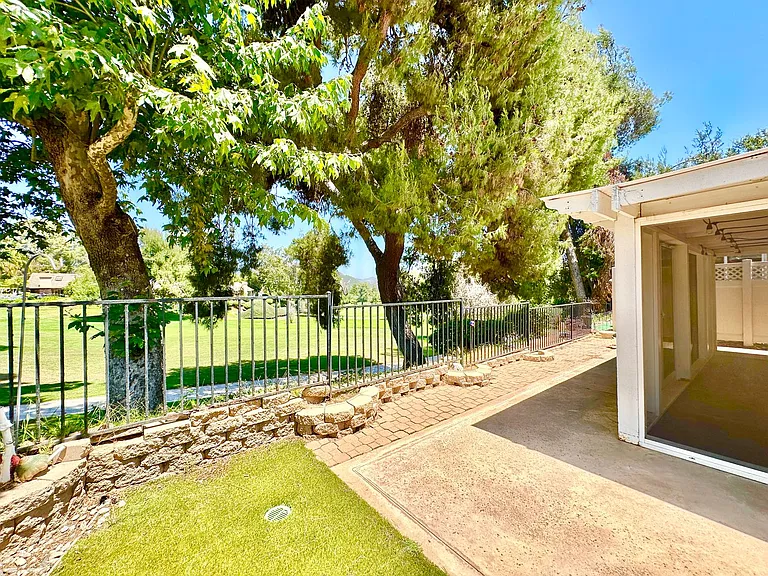 4129 Los Padres Dr — Photo 22