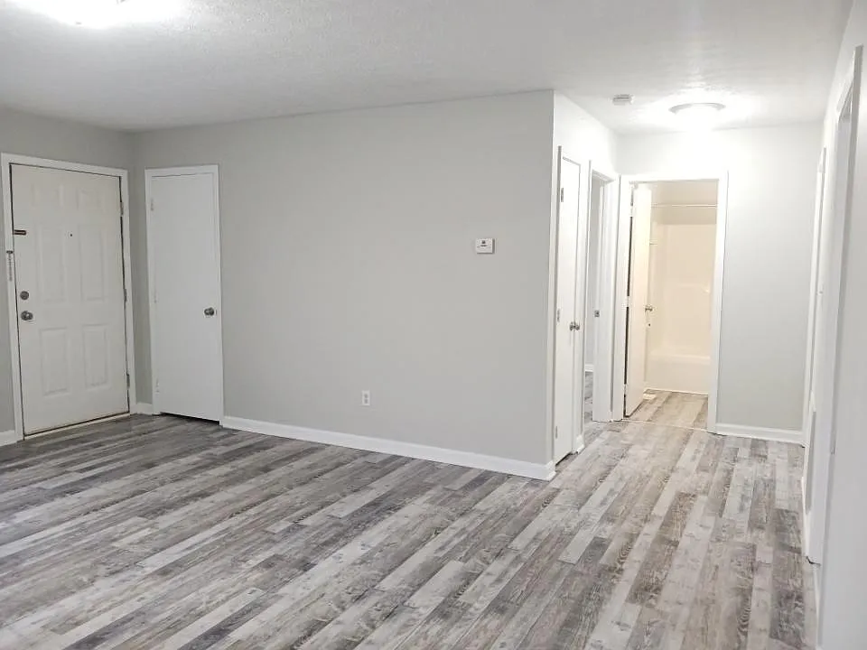 524 Hickory - Unit 1 — Photo 3