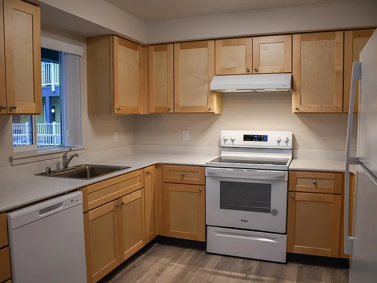 Kirkland Heights Apartments — Photo 50