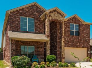 725 Middleglen Ct, Haslet, TX 76052