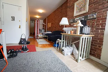 Rented by Best Apartments North Inc