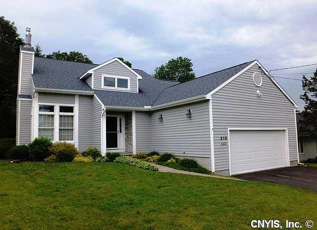 1st image of 210 Stoney Dr