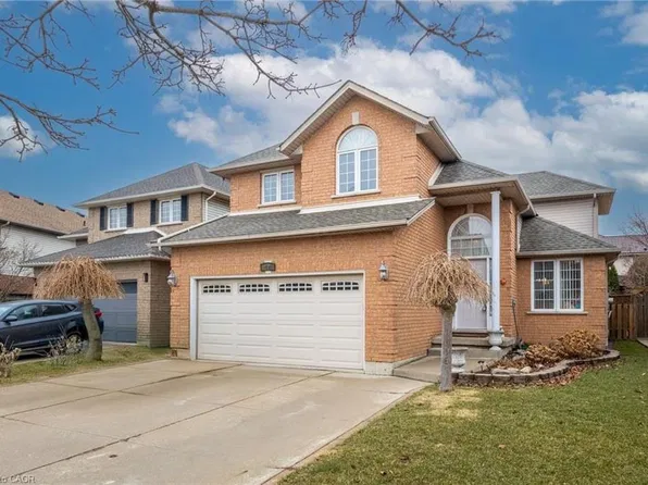 42 Hillgarden Dr, Hamilton, ON L8J 3R3