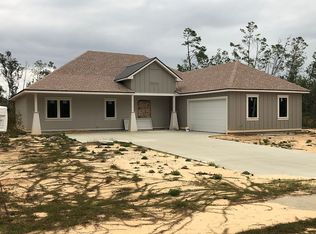113 Lake Merial Trl, Southport, FL 32409