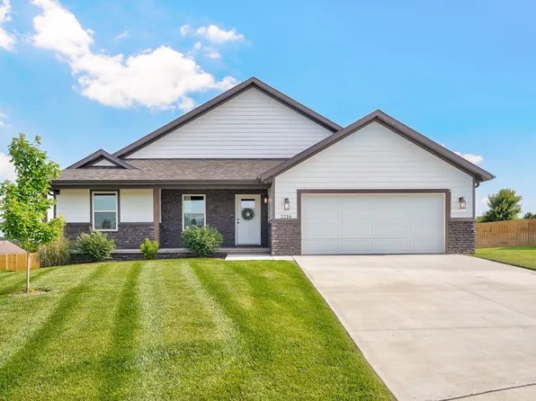 2216 W Braxton Court, Ozark, MO 65721