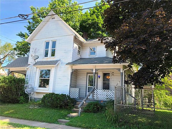 3rd image of 194 Fair Ave