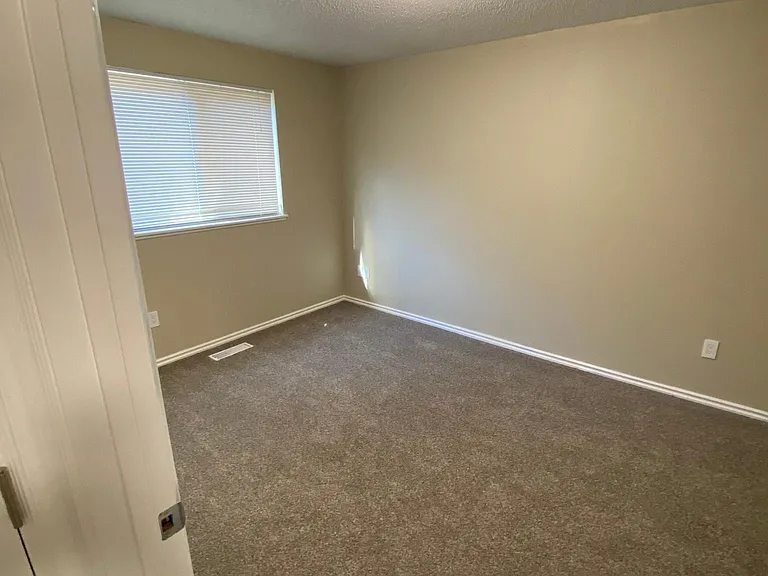 4636 N Bristol St — Photo 8