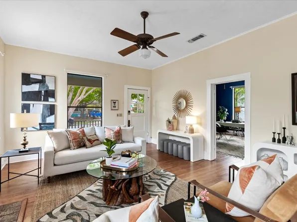 2116 5th Ave, Fort Worth, TX 76110