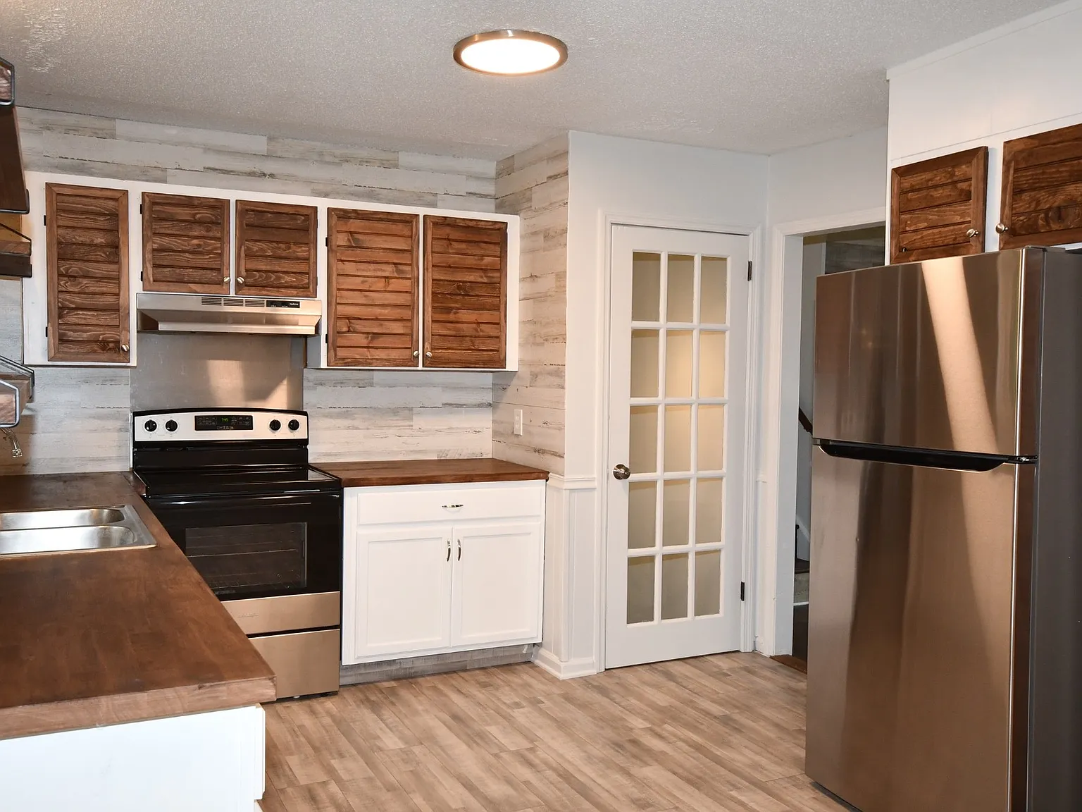 4 bed, 1931 sqft, $1,850 — Photo 3