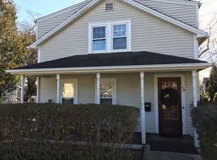 78 Spring St, East Greenwich, RI 02818