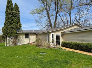 6997 Pike Rd, Delton, MI 49046