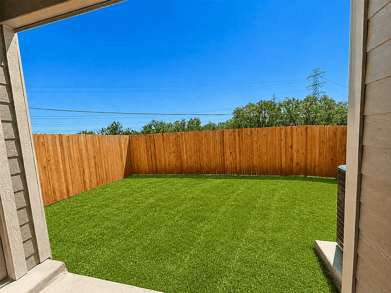 7142 Magnolia Crk #101 — Photo 16
