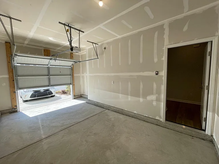 4558 Dillon Mill Dr #2 — Photo 34
