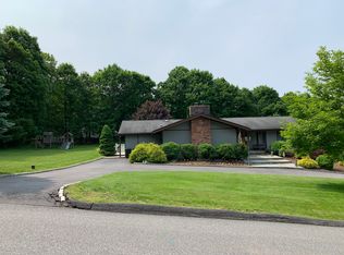 4 Ilana Ct, Armonk, NY 10504