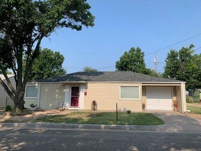 511 Sunnyside Ct, Newton, KS, 67114