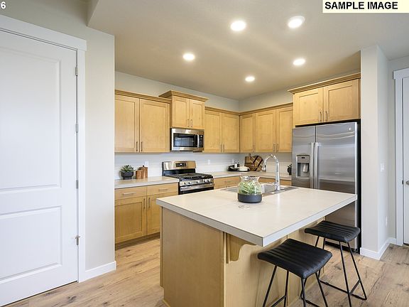 7th image of this home