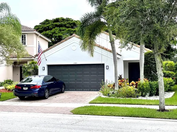 1345 Sago Ln, Fort Lauderdale, FL 33327